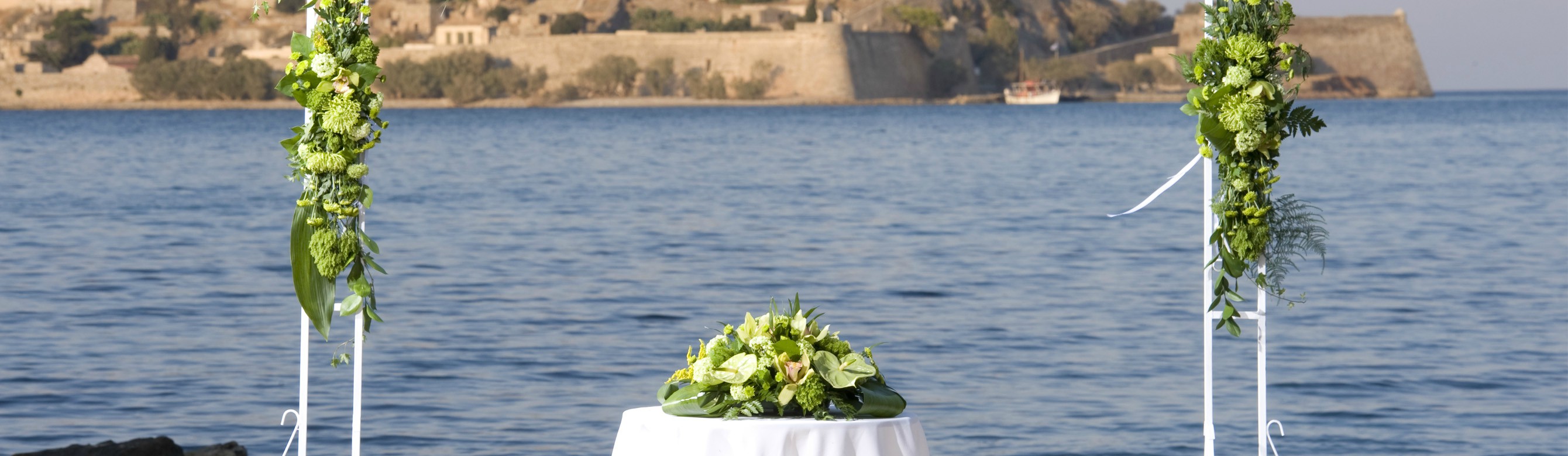 Book your wedding day in Domes of Elounda, Autograph Collection Crete